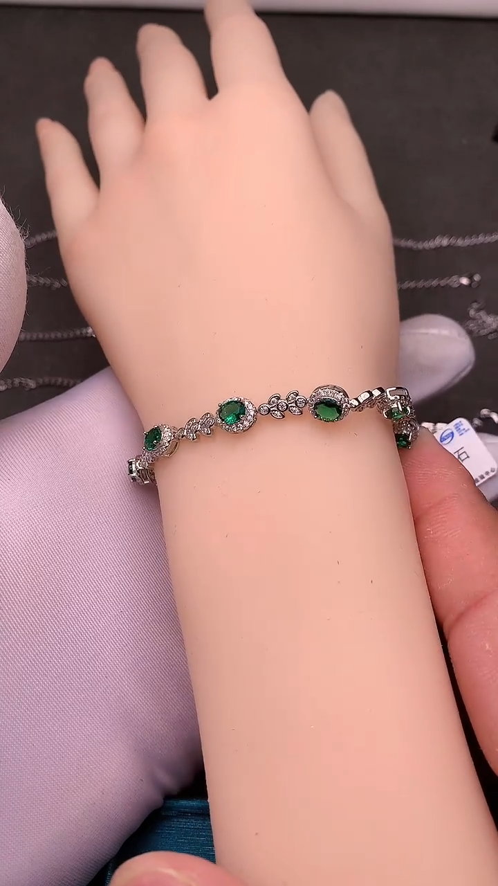 【闪购商品】祖母绿手链银S925镶嵌.......