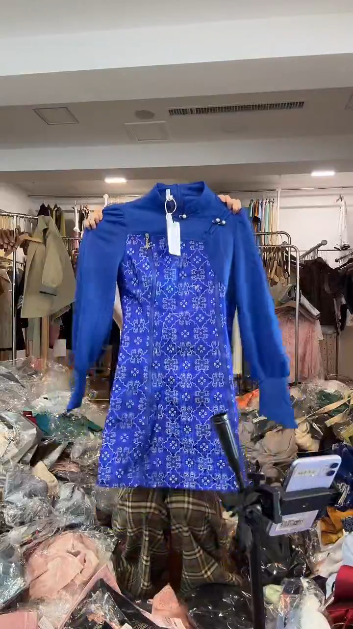 卫衣裙     l    115斤以里