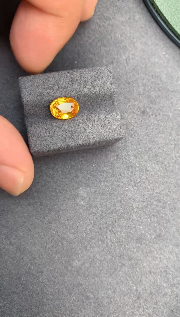 【闪购商品】彩色蓝宝石裸石未镶嵌2.5ct黄蓝宝