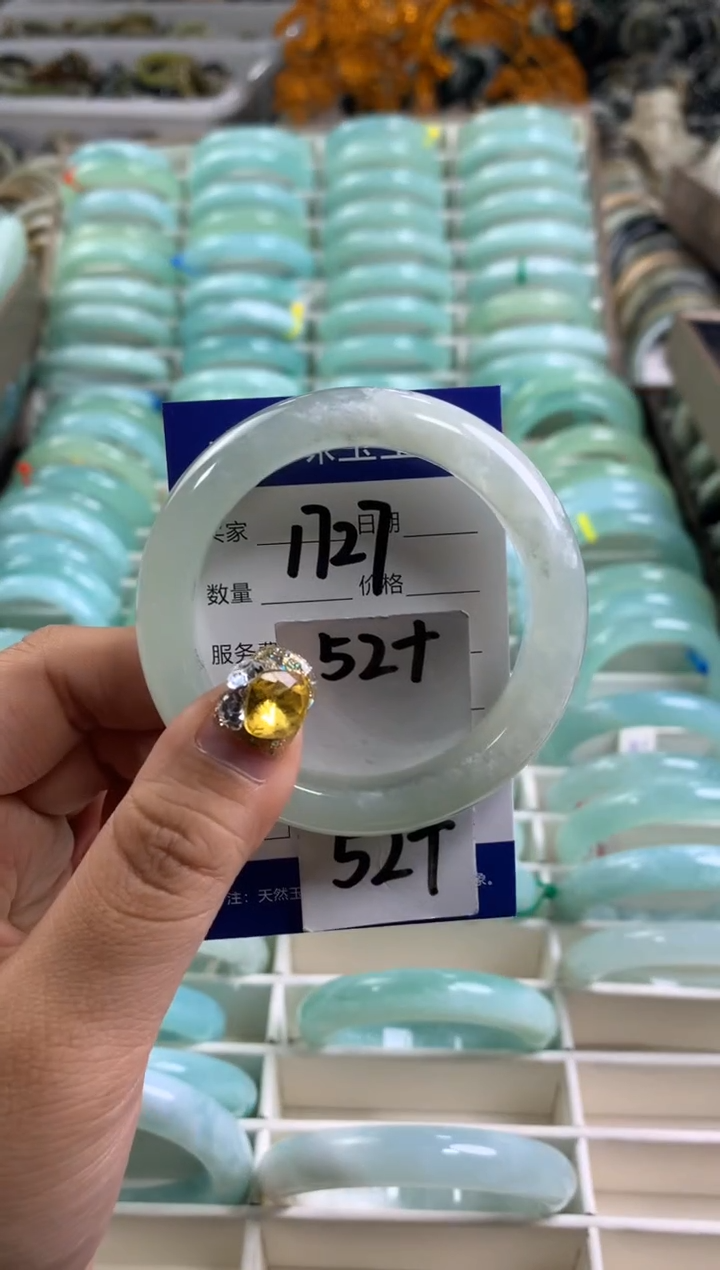【闪购商品】蛇纹石玉手镯未镶嵌1727