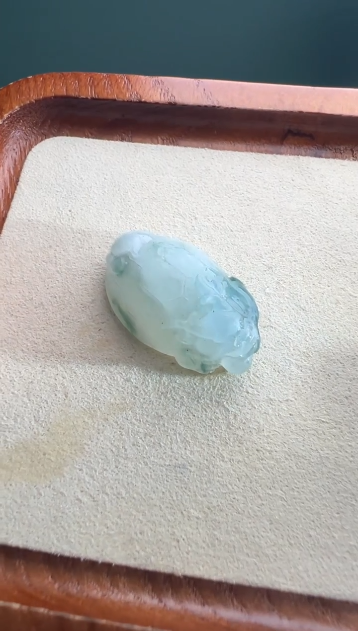 未镶嵌定制翡翠冰飘花龙龟