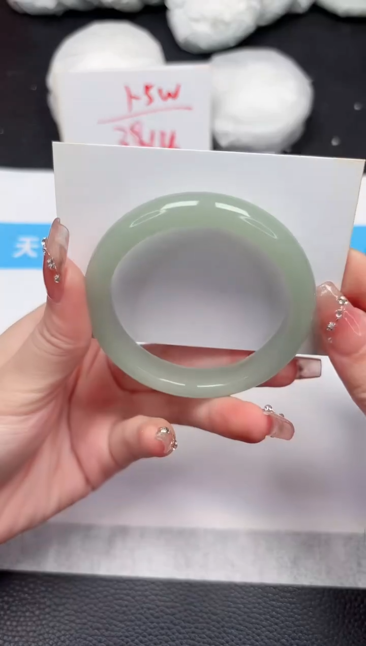 【闪购商品】石英质玉手镯未镶嵌445-55.9