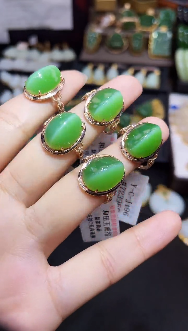 和田玉戒指18K金镶嵌多样性发一