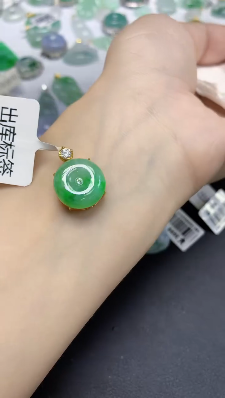 颈饰未镶嵌翡翠天然缅甸翡翠A货多样性发一件