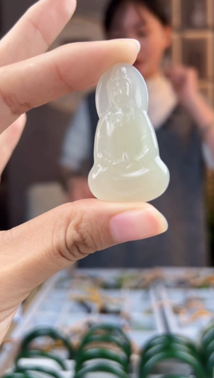颈饰未镶嵌和田玉拍一发一，拍一发一