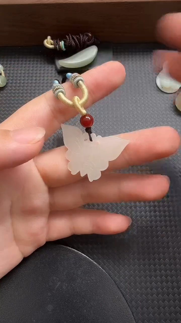 吊坠(不含链)未镶嵌和田玉313蝴蝶