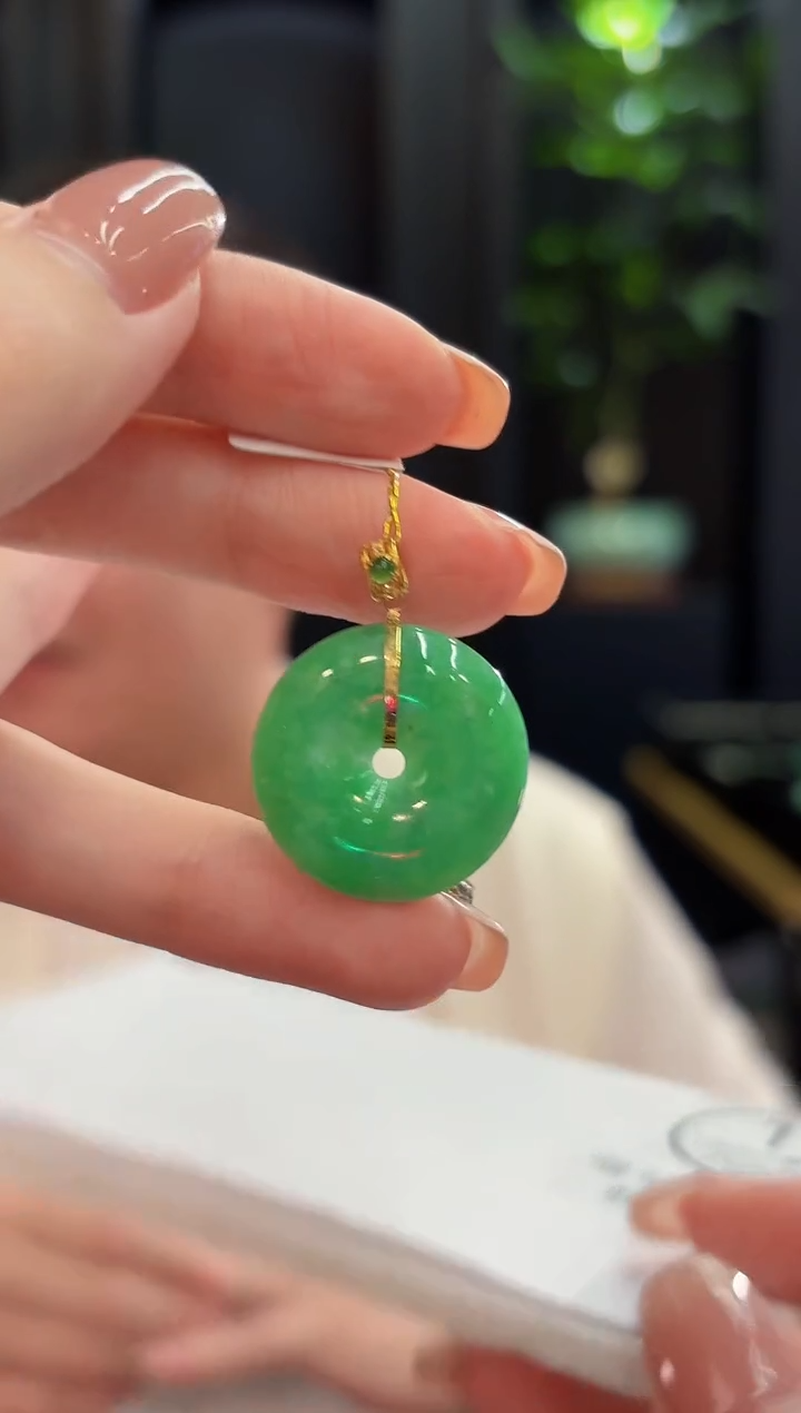 吊坠(不含链)18K金镶嵌翡翠 缅甸A货/支持复检/一件