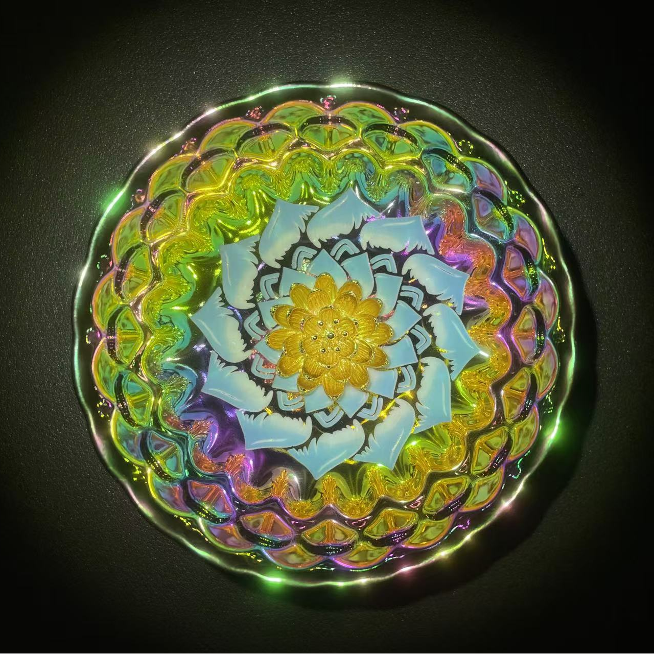 【闪购商品】高端茶器 七彩梦幻妖姬（金莲花）主人杯