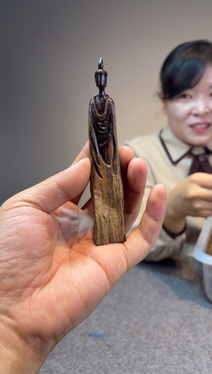 贡木瓦*杨贡木贡木贡木