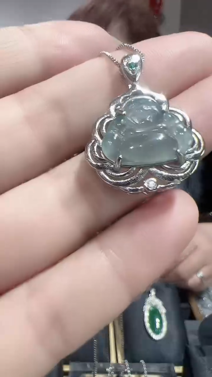 颈饰未镶嵌翡翠2025121303