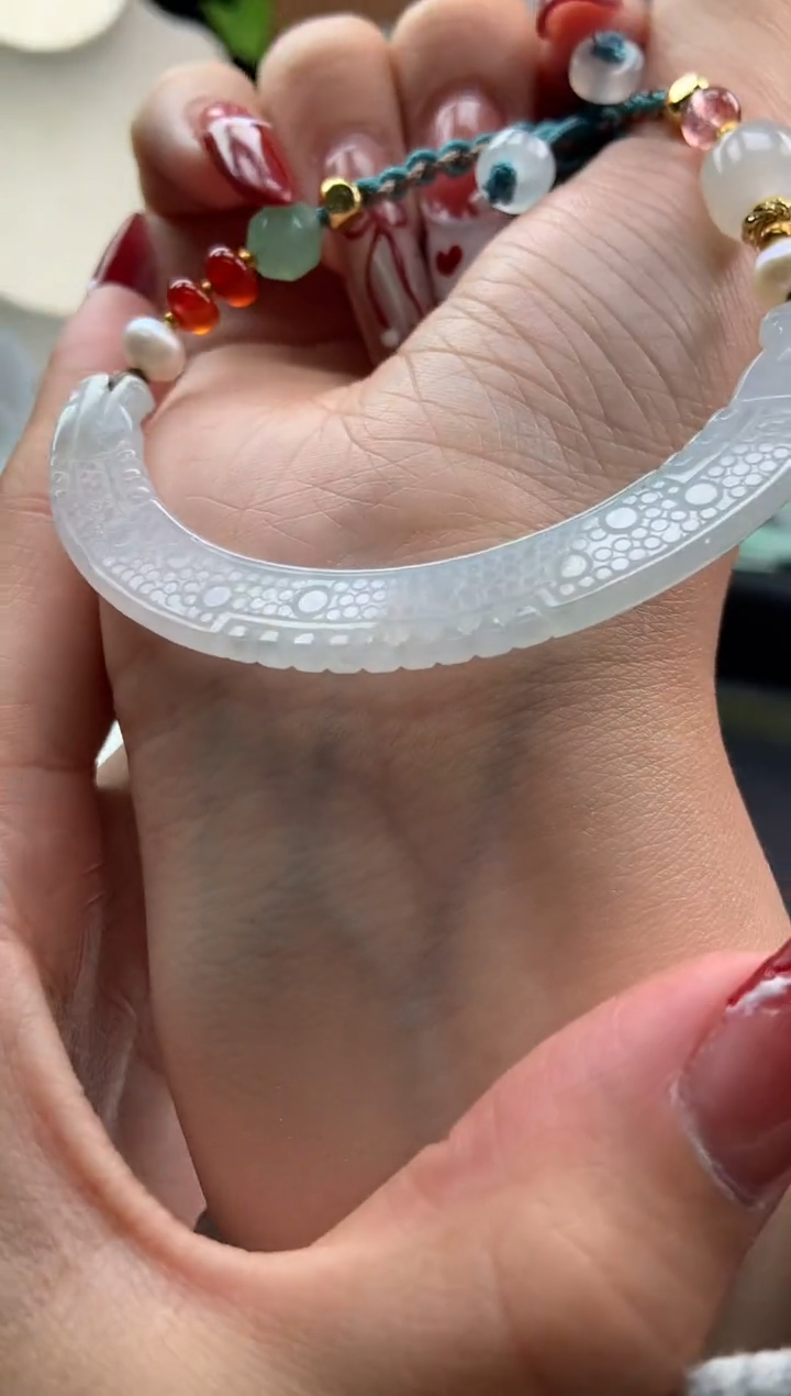 【闪购商品】翡翠颈饰未镶嵌玉璜-编绳