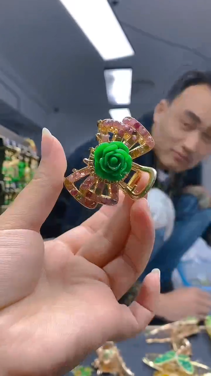 【闪购商品】碧玺耳饰合金0326发夹