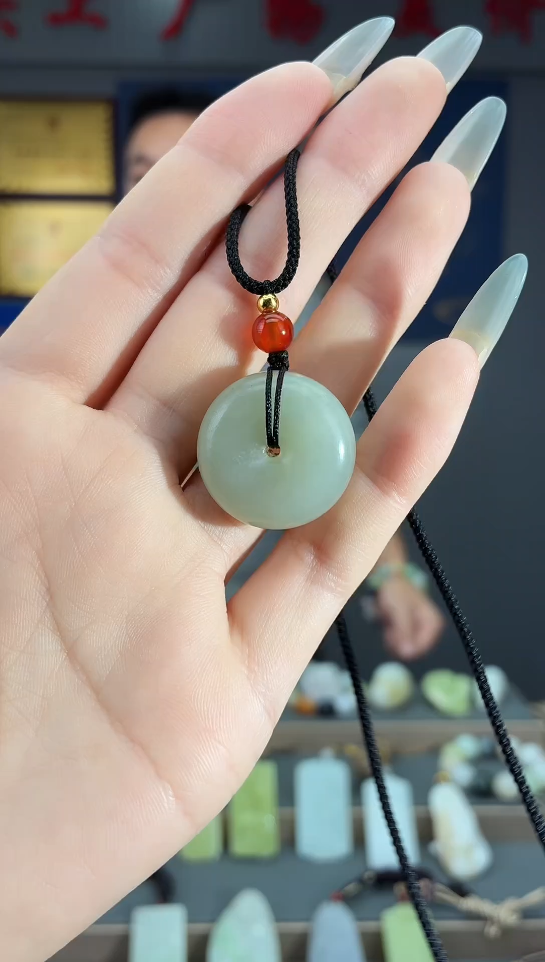 颈饰未镶嵌和田玉1