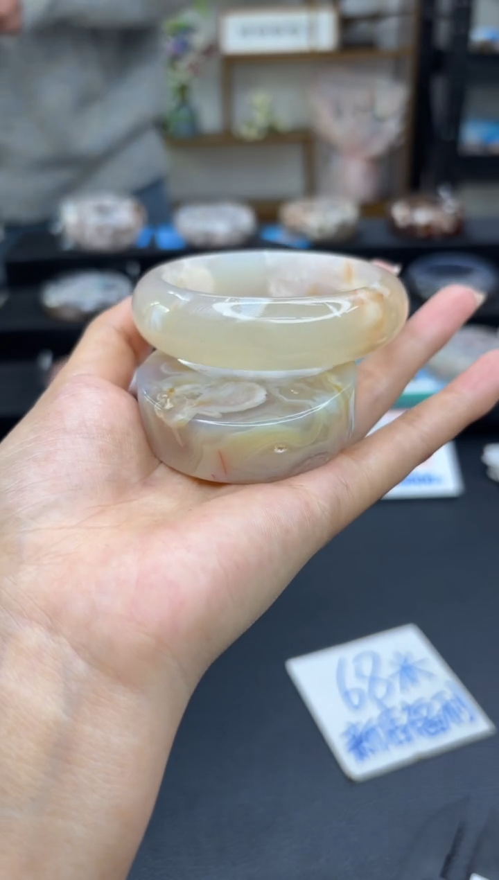 【闪购商品】石英质玉手镯未镶嵌A44(56圈赠送镯心)