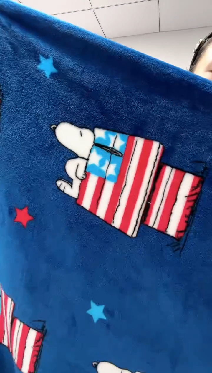 法兰绒2.4x1.8左右已主播介绍为准