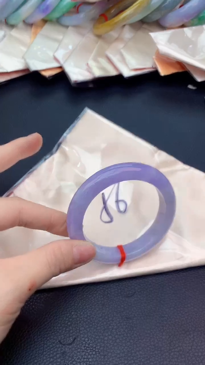 【闪购商品】翡翠手镯未镶嵌0381152001