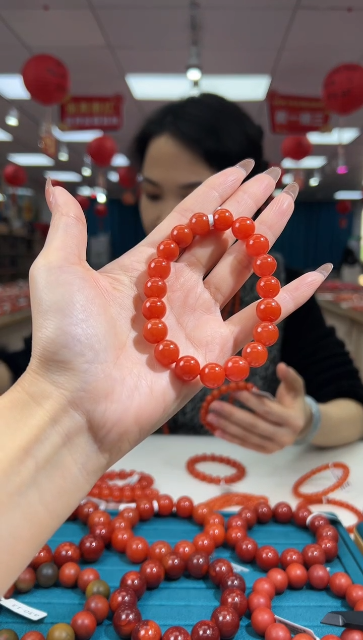 【闪购商品】南红玛瑙手串未镶嵌2.18-（多样式）