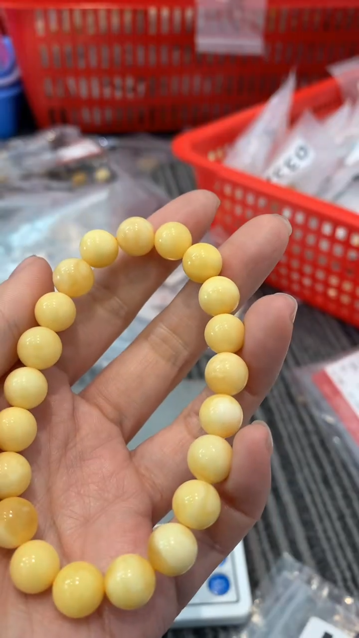 【闪购商品】未镶嵌琥珀珠宝奇石2411