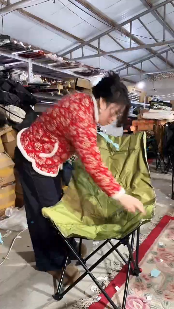 铁瑕疵不售后椅子      28   开线了