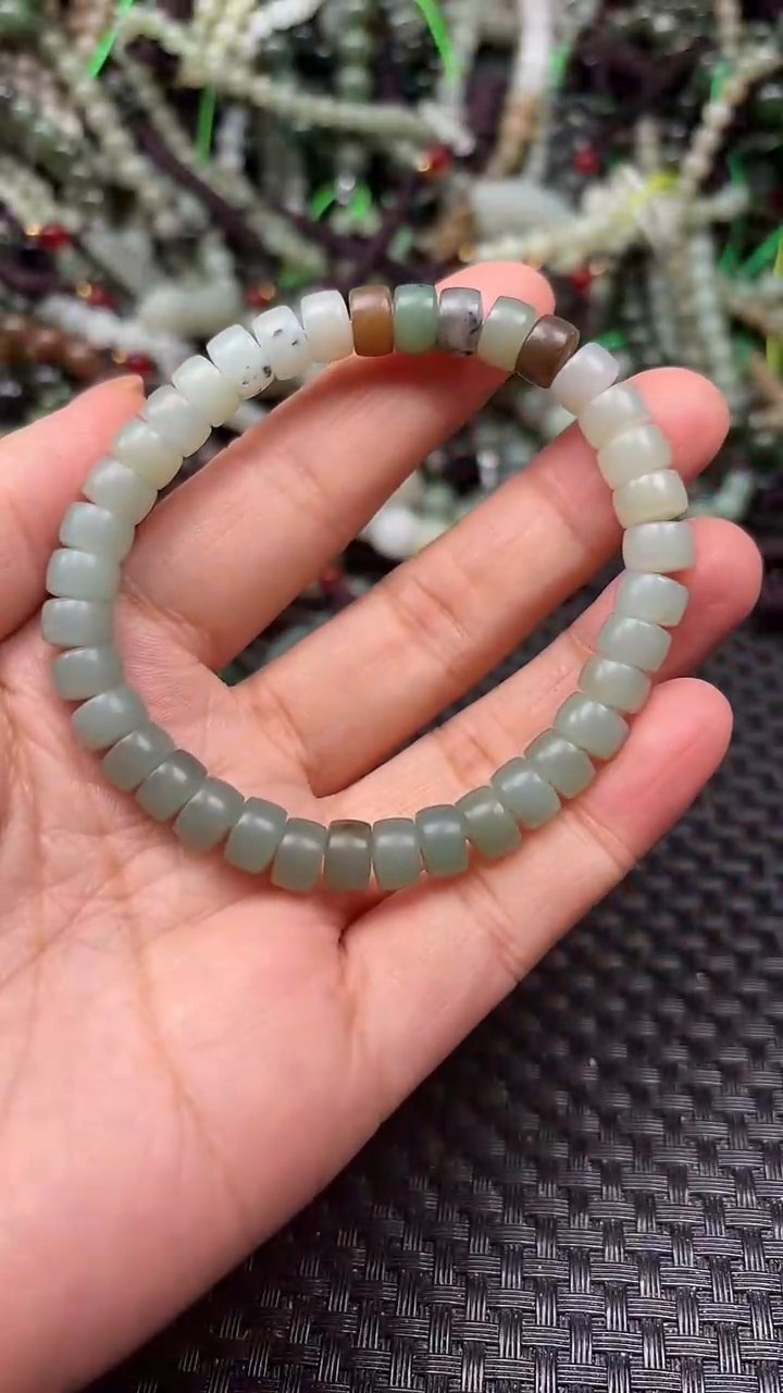 【闪购商品】和田玉颈饰未镶嵌1