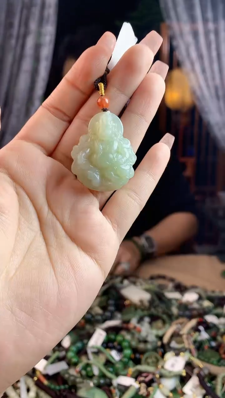 【闪购商品】和田玉挂件未镶嵌多样性发一