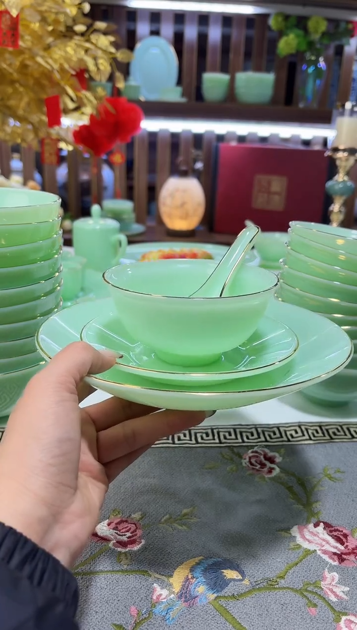 玉瓷四件套2套餐具