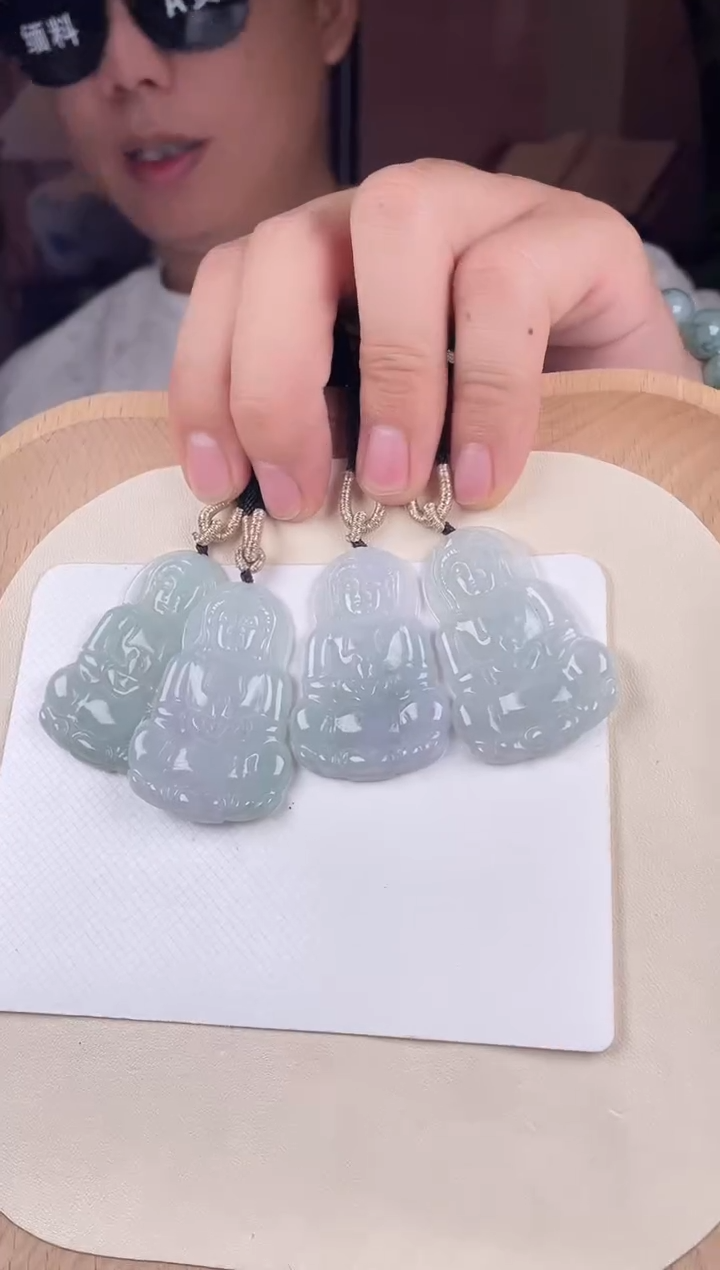 颈饰未镶嵌翡翠ZA021观音+送同款绳子（多样性发其一）