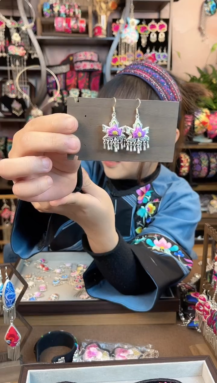 织绣民族风手工非遗老绣饰品106