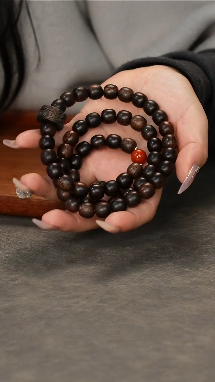 【闪购商品】沉香手串芽庄白奇金丝黑油树心1.0跑环三圈+单圈