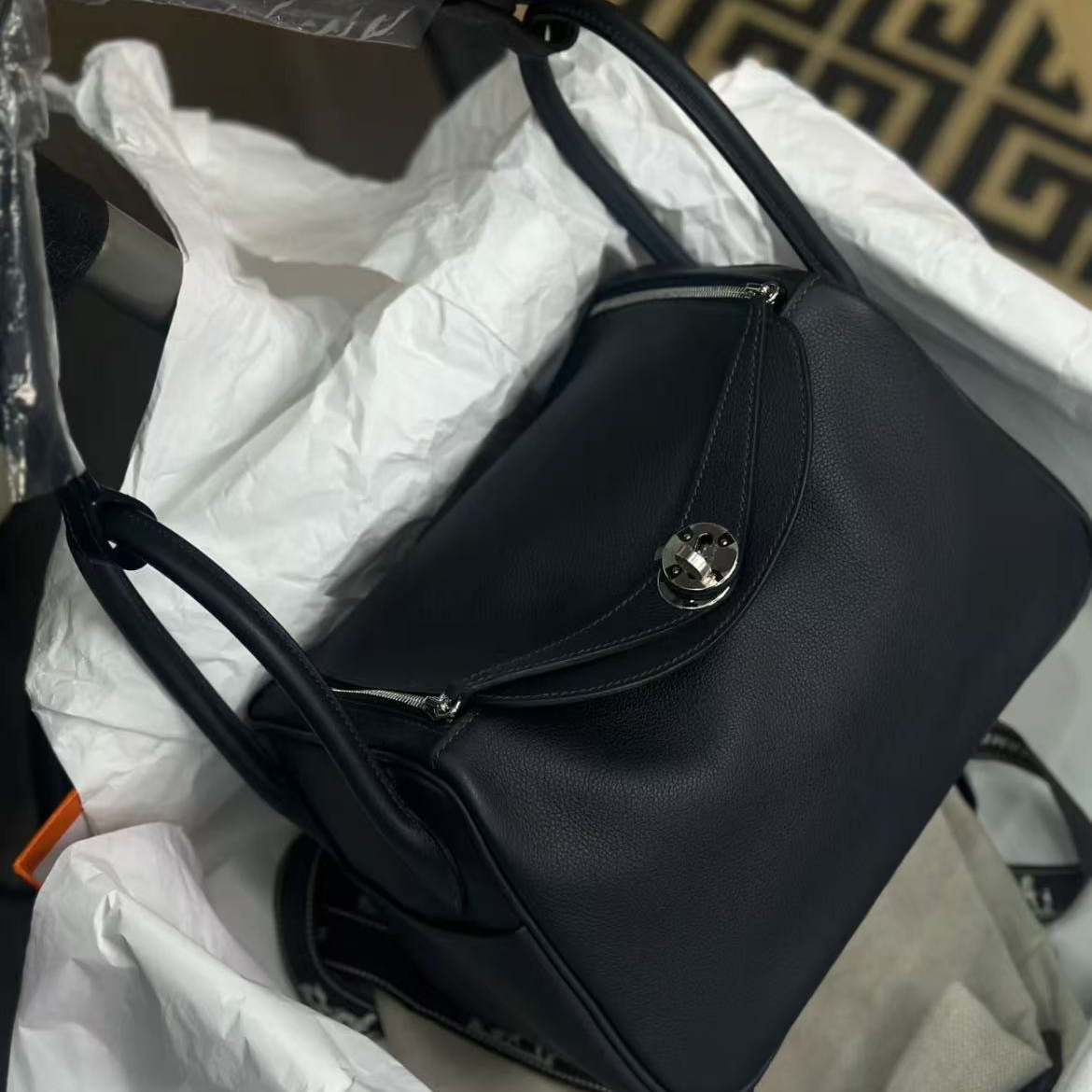 未使用 Hermes/爱马仕 lindy26水兵蓝 ec皮 银扣K刻