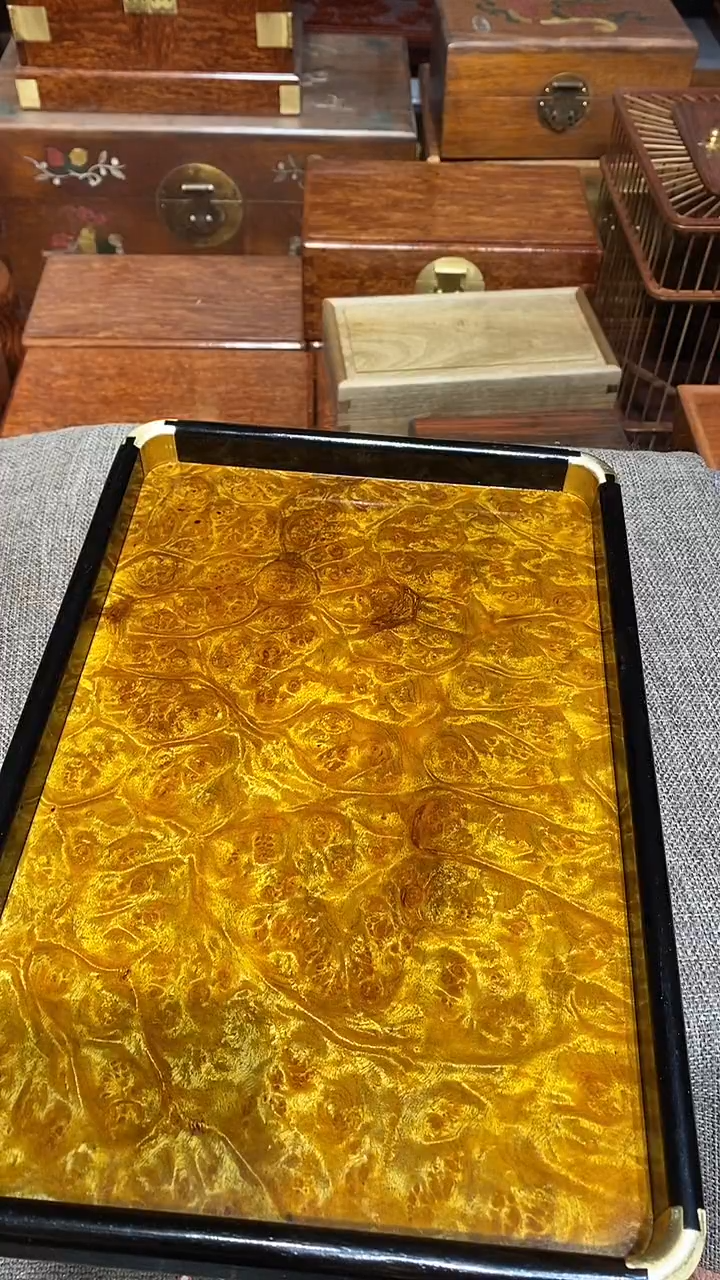【闪购商品】香樟木木艺茶盘一个