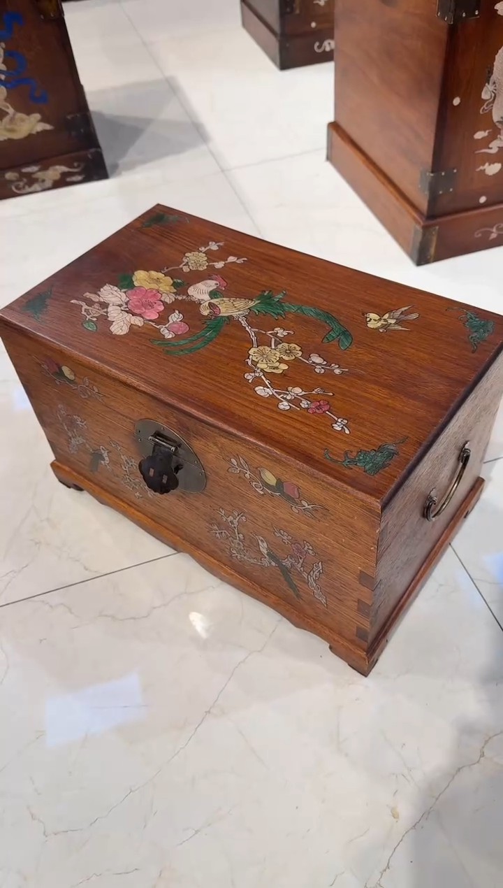 【闪购商品】木木艺长尾鸟底座翻盖箱398.8888