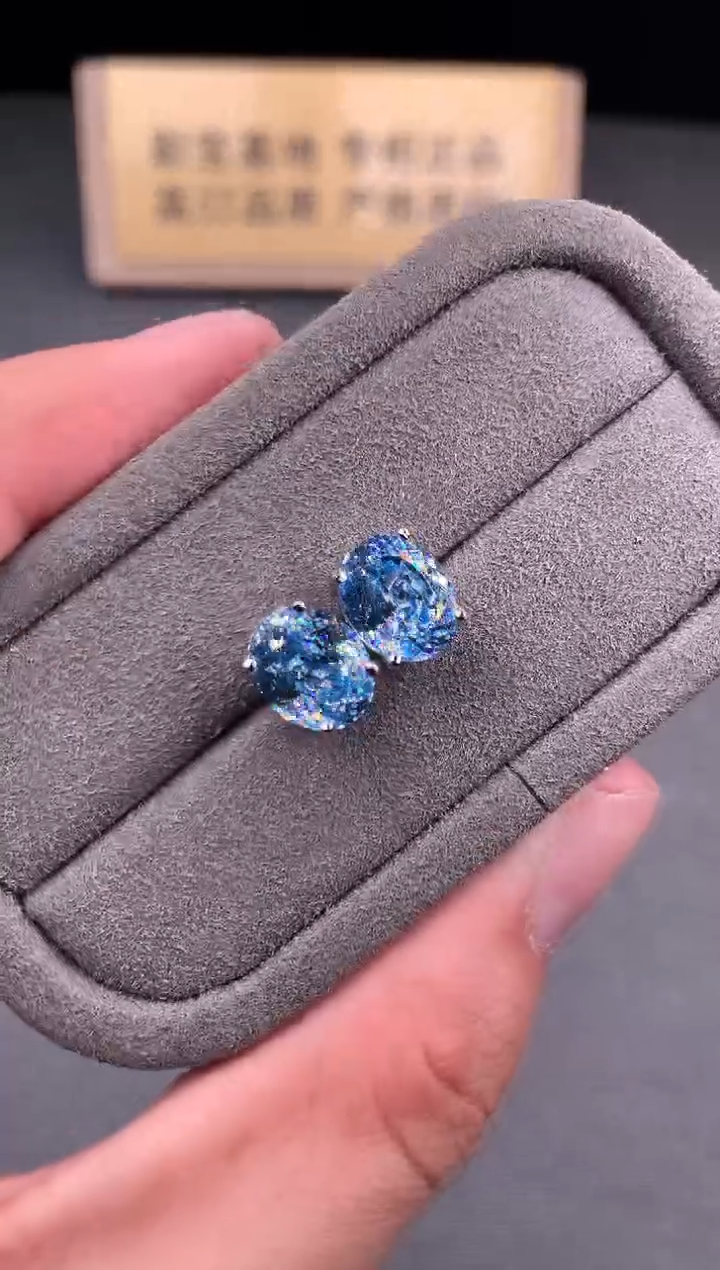 银S925镶嵌耳钉海蓝宝石2222