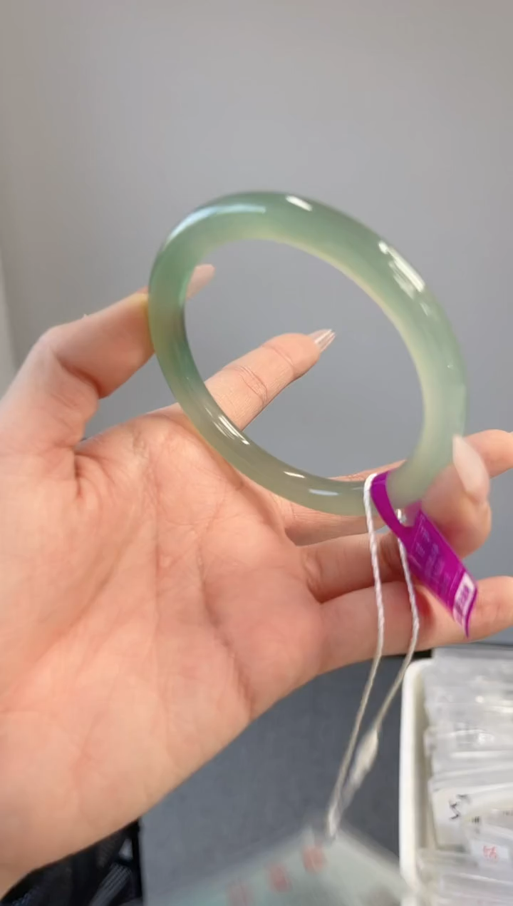 【闪购商品】玛瑙/玉髓手镯未镶嵌57-58圈