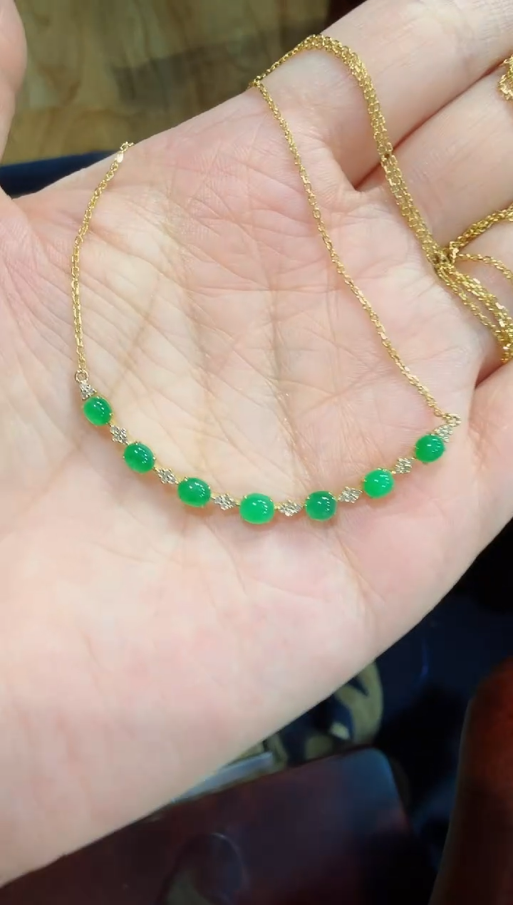 【闪购商品】翡翠颈饰18K金镶嵌翡翠 颈饰