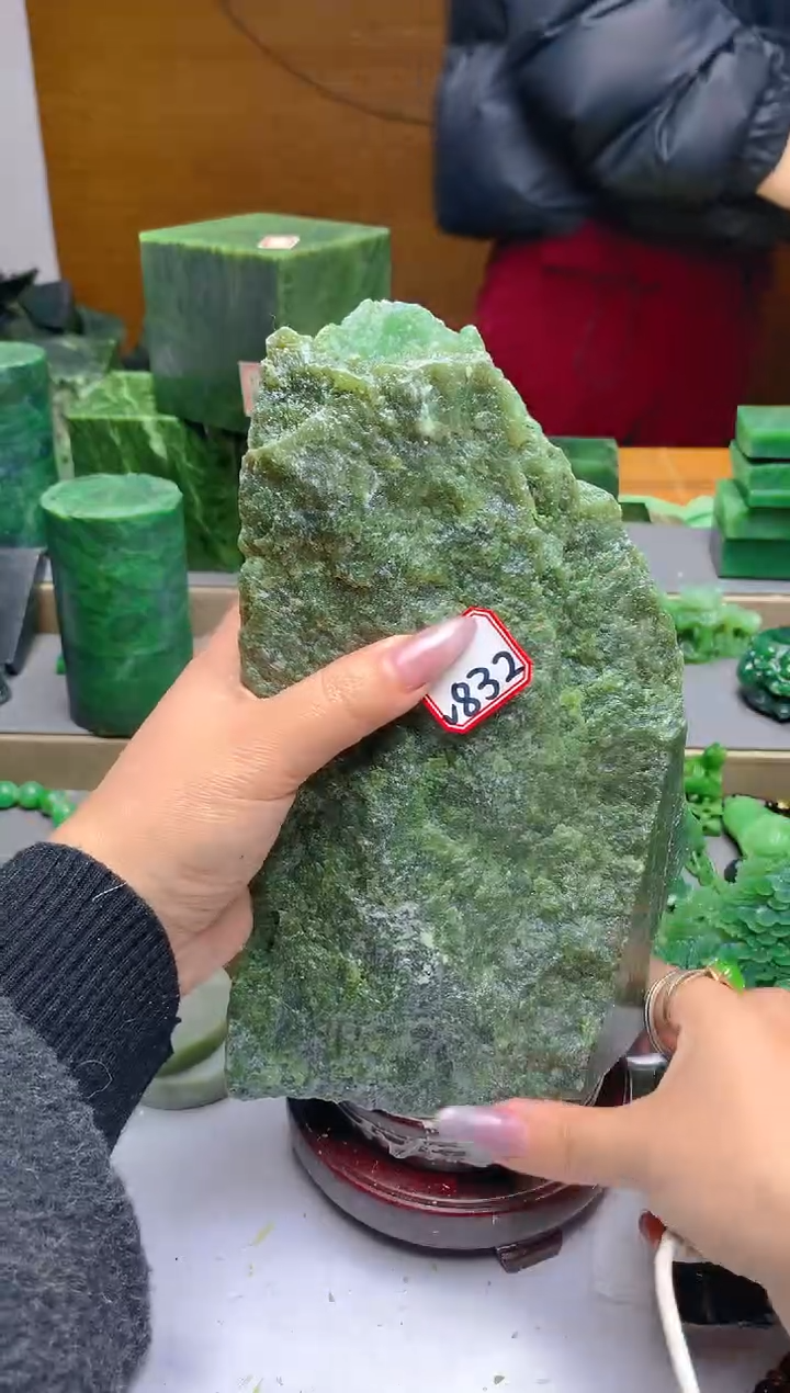 【闪购商品】和田玉（碧玉）珠宝半成品未镶嵌1