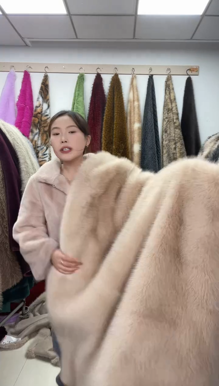 狐狸毛A137尺寸1.8*1