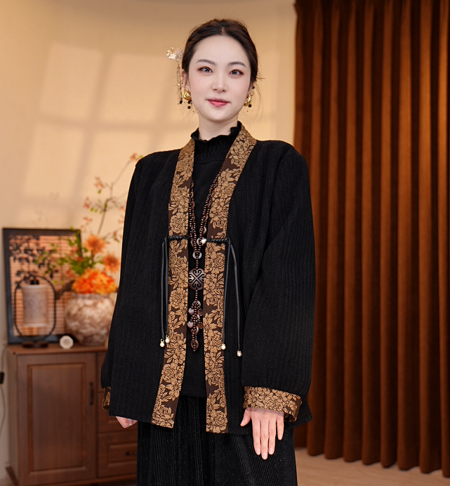 208/厚款冬季女装开衫提花汉服民族风外套