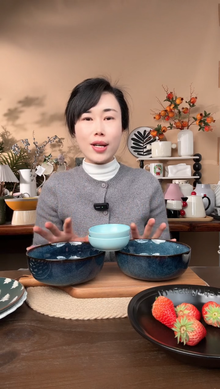 【闪购商品】瓷片6.5英寸窑变蓝碗2只微瑕