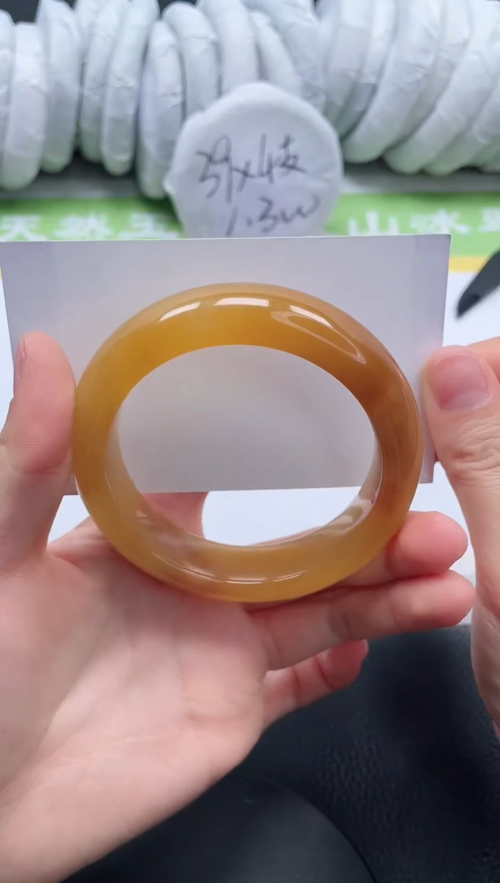 【闪购商品】石英质玉手镯未镶嵌A137-58+