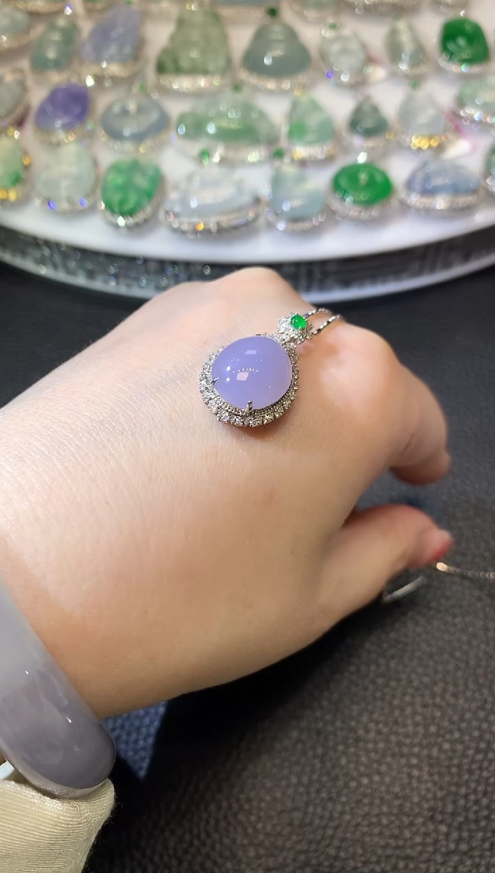 【闪购商品】翡翠吊坠(不含链)18K金镶嵌C59 紫货有一定色差