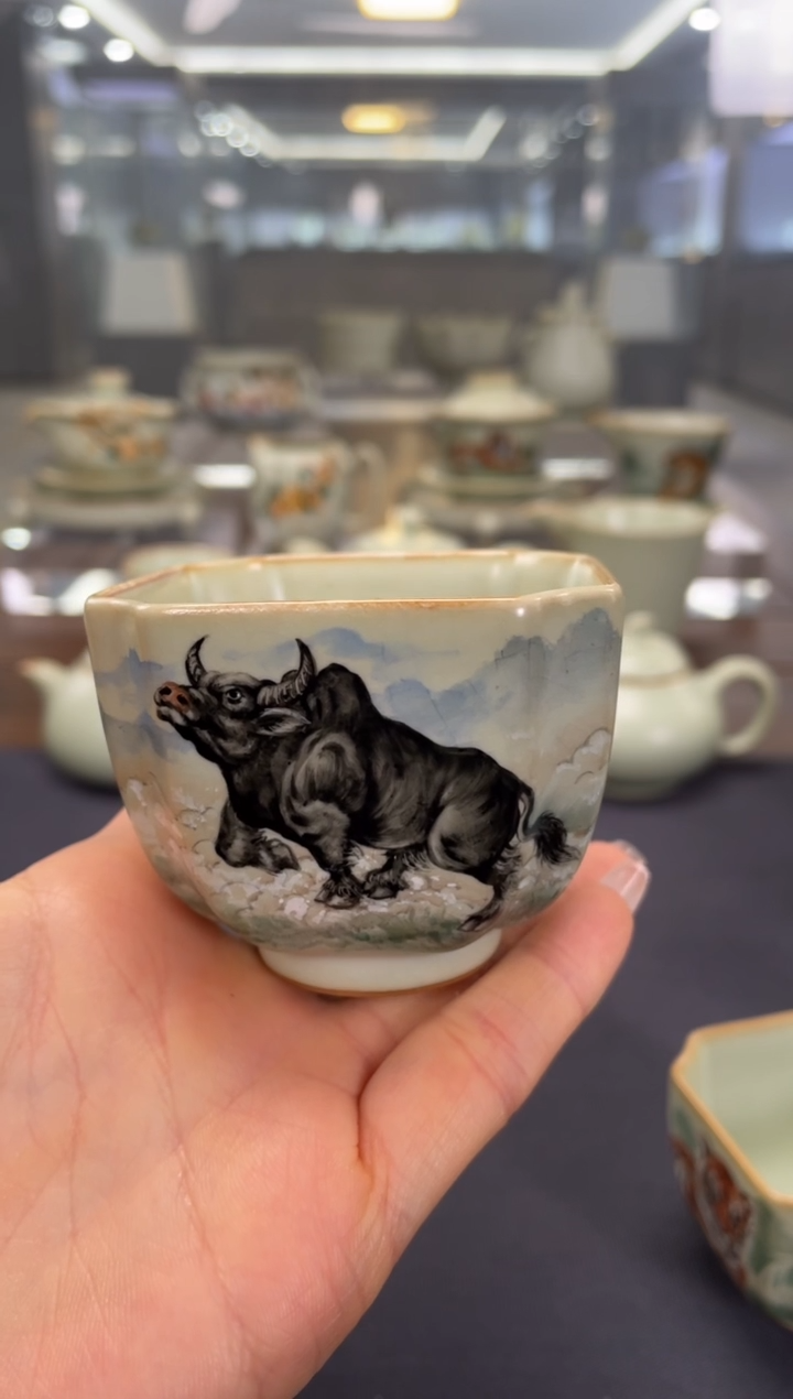 【闪购商品】周泽堂余秀华彩绘一品杯（牛）