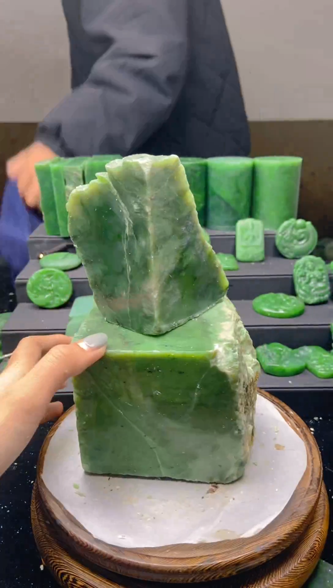 未镶嵌和田玉珠宝半成品1