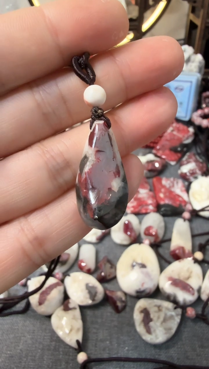 【闪购商品】天然辰砂大晶砂随行吊坠1