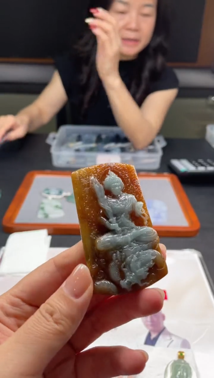 【闪购商品】定制翡翠未镶嵌02-19HDJT0131211