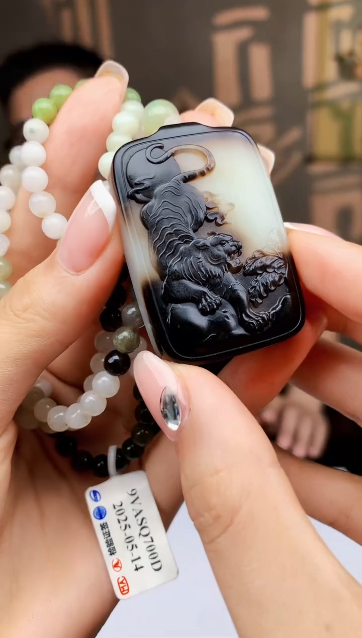 定制和田玉BOSS阳天然和田玉（拍一发一）