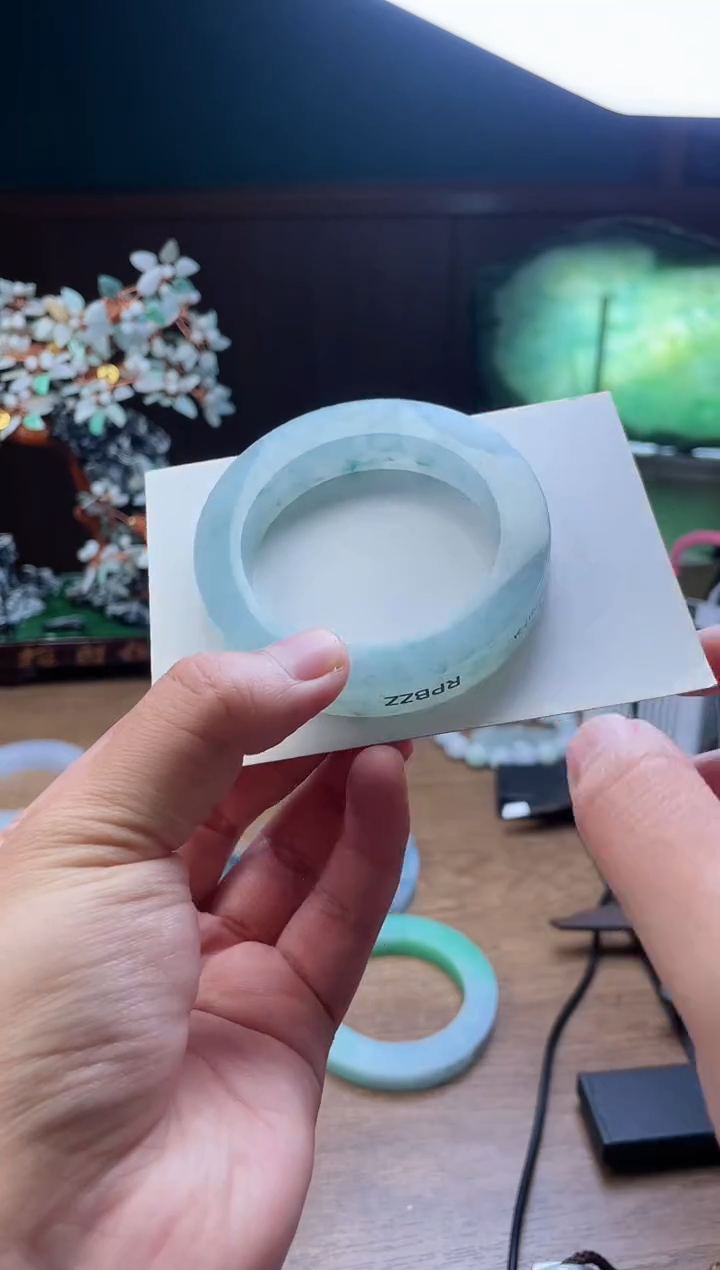 【闪购商品】定制翡翠手镯未镶嵌定制