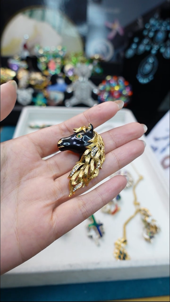 大理石铁合金豆*胸针