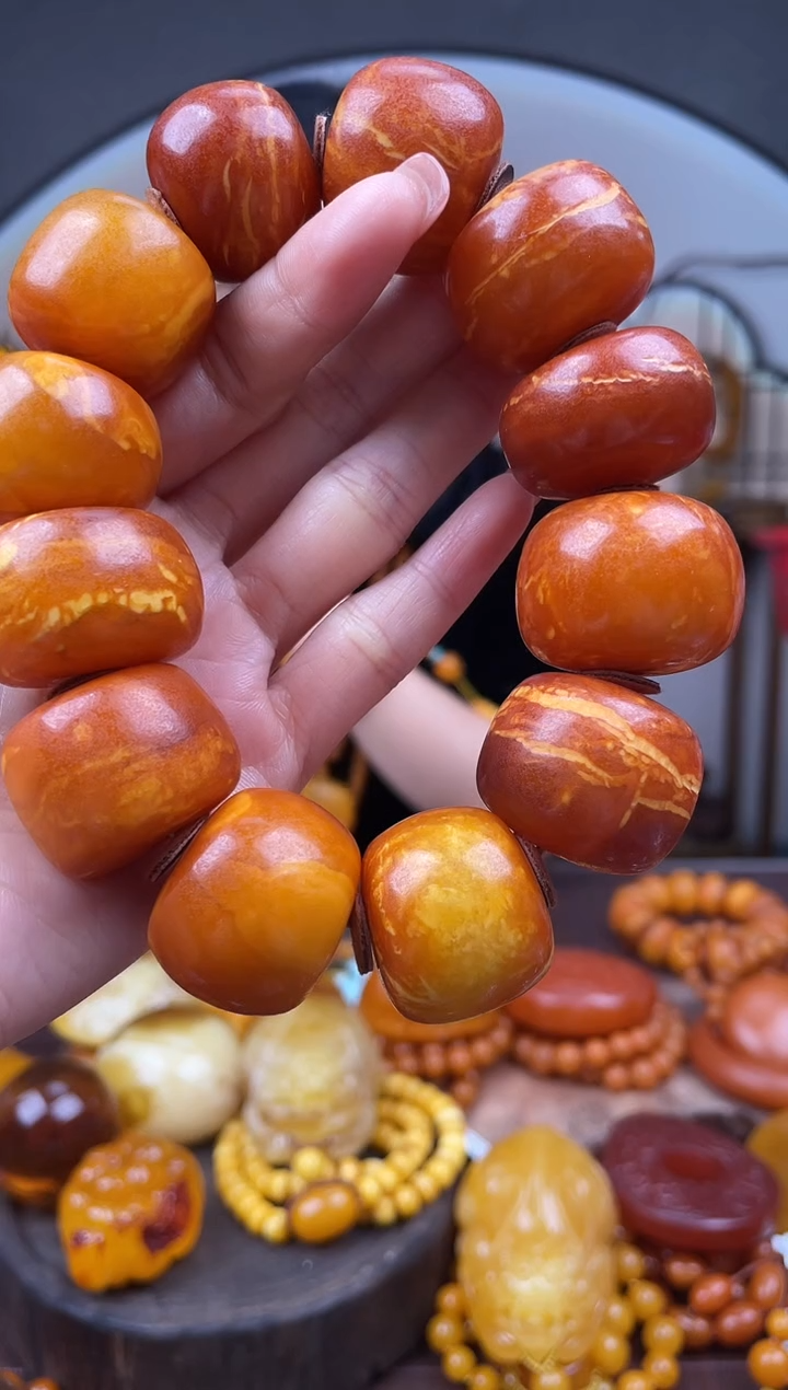 【闪购商品】琥珀裸石未镶嵌首饰 假1赔4 （多样性发货1件