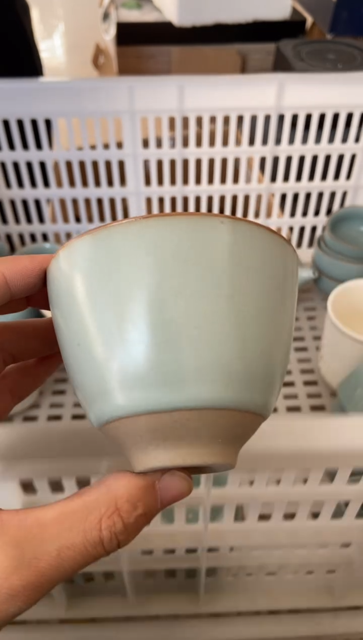 杯子瓷无运费险有瑕疵的摄影的产品有使用过的痕迹有点脏介意勿拍